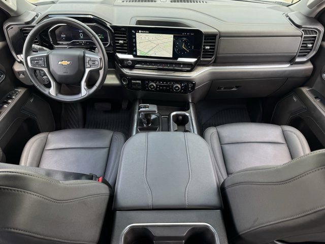 2025 Chevrolet Silverado 1500 LTZ - Photo 11