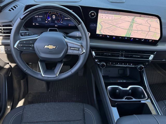 2025 Chevrolet Traverse LT - Photo 11