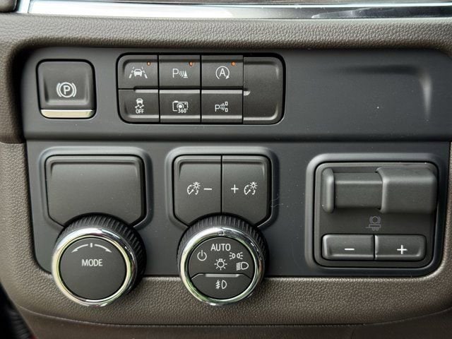 2026 Chevrolet Tahoe LT - Photo 18