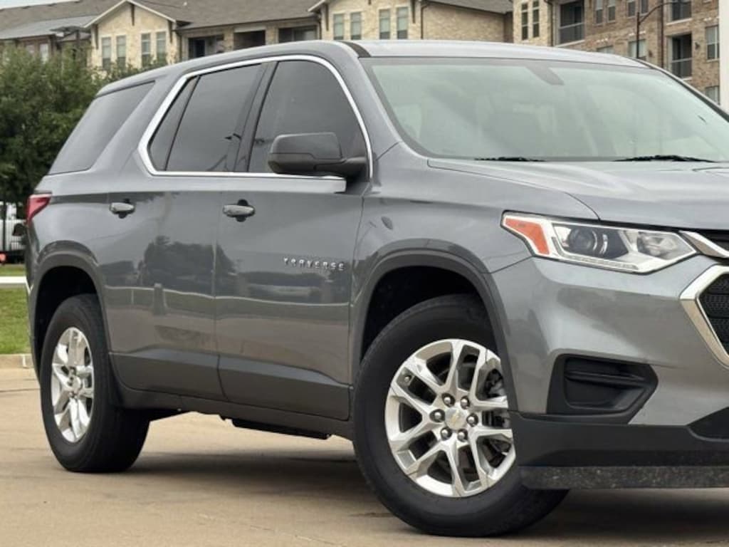 Used 2021 Chevrolet Traverse LS SUV