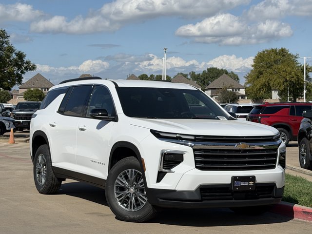 2027 Chevrolet Traverse LT SUV