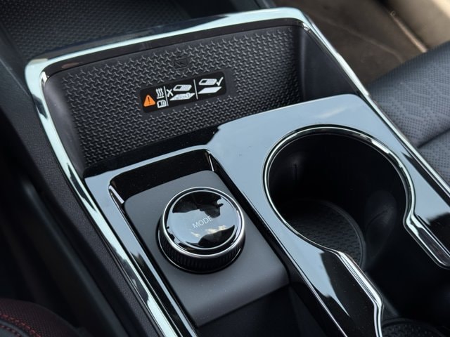 2027 Chevrolet Equinox RS - Photo 16