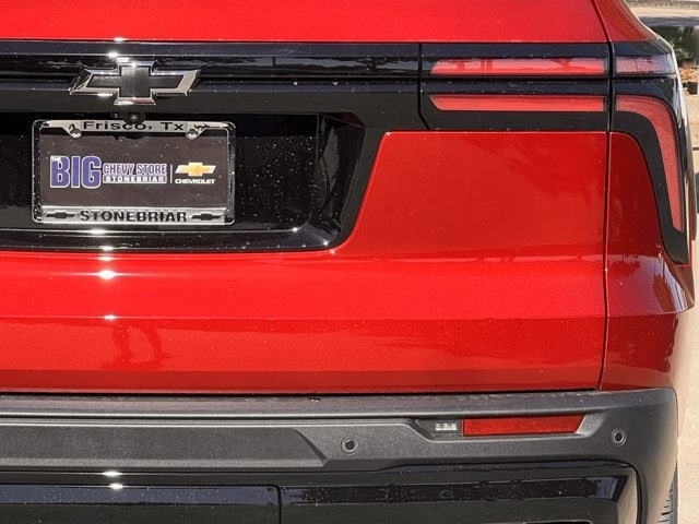 2027 Chevrolet Traverse LT - Photo 5