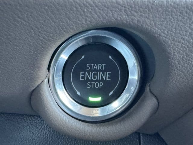 2026 Chevrolet Suburban High Country - Photo 16