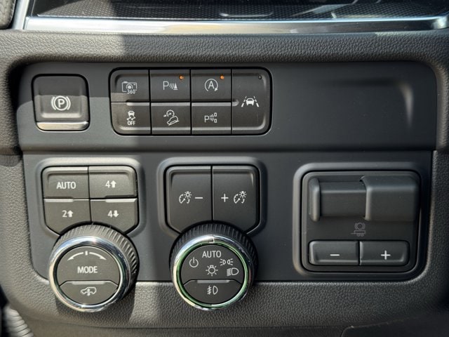 2026 Chevrolet Tahoe RST - Photo 18