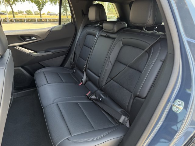 2027 Chevrolet Equinox LT - Photo 21