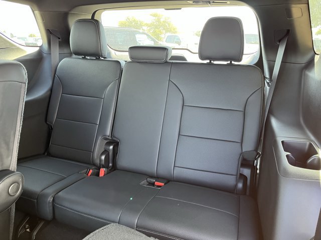 2027 Chevrolet Traverse LT - Photo 25