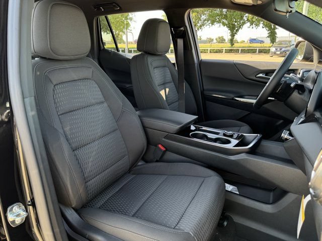 2027 Chevrolet Equinox LT - Photo 25