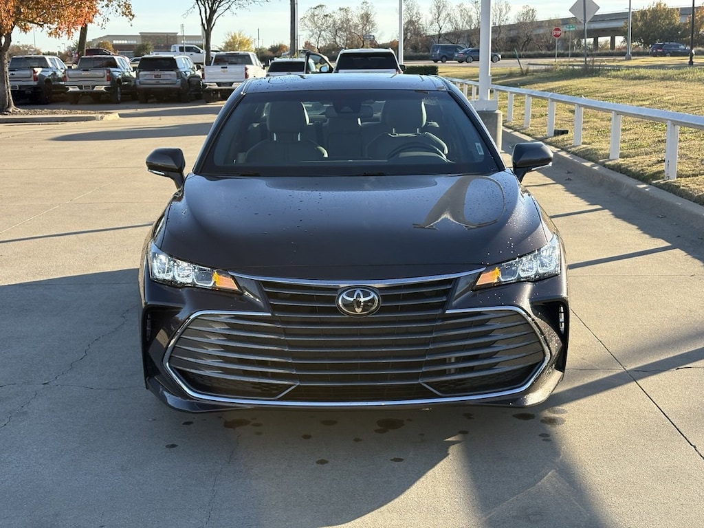 Used 2019 Toyota Avalon XLE Sedan