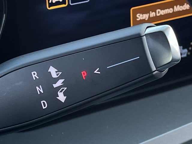 2027 Chevrolet Traverse LT - Photo 17