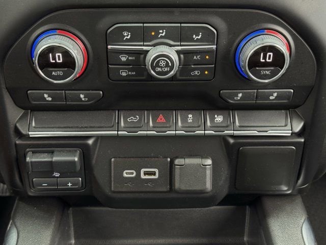 2021 Chevrolet Silverado 1500 RST - Photo 19