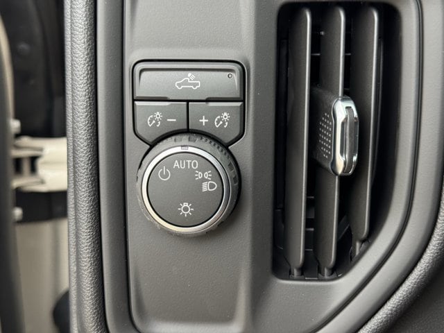 2026 Chevrolet Silverado 1500 Custom - Photo 18