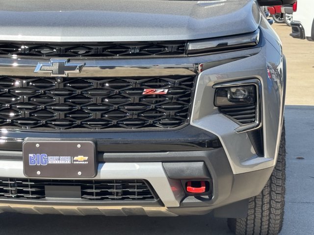 2027 Chevrolet Traverse Z71 - Photo 8