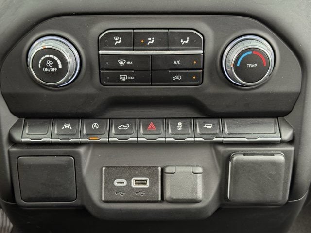 2024 Chevrolet Silverado 1500 Custom - Photo 18