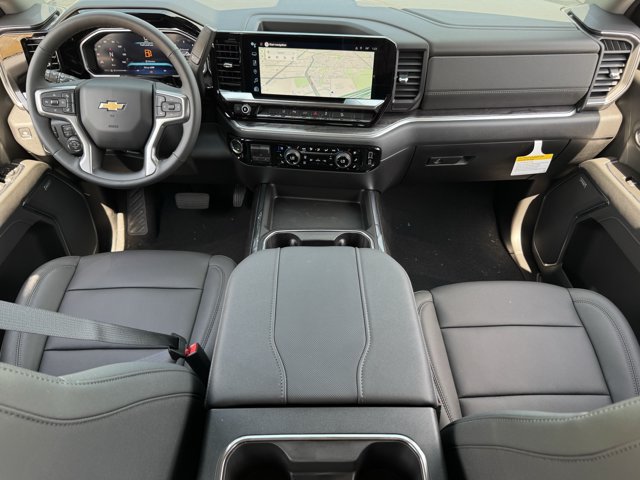 2026 Chevrolet Silverado 2500 HD LTZ - Photo 10