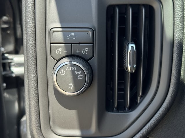 2026 Chevrolet Silverado 1500 Custom - Photo 19