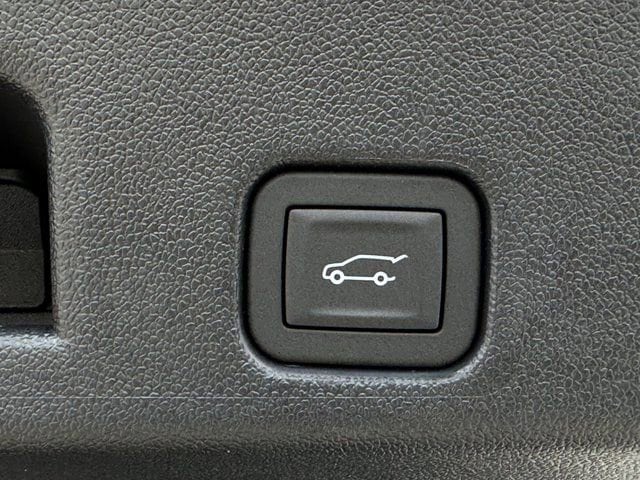 2025 Chevrolet Traverse LT - Photo 27