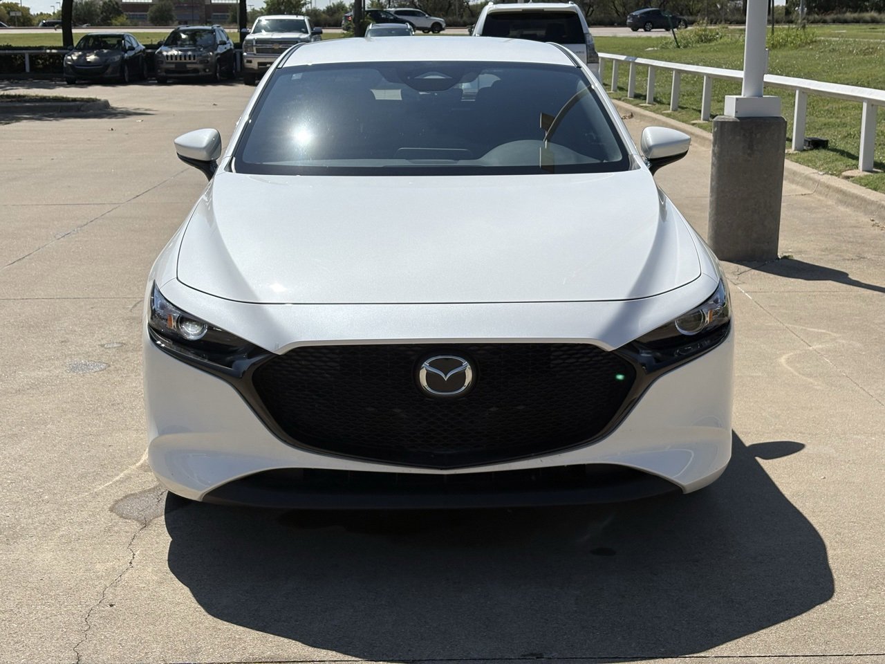 2025 Mazda Mazda3 Hatchback 2.5 s photo 2