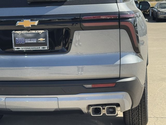 2027 Chevrolet Traverse LT - Photo 7
