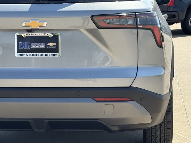 2027 Chevrolet Equinox LT - Photo 7