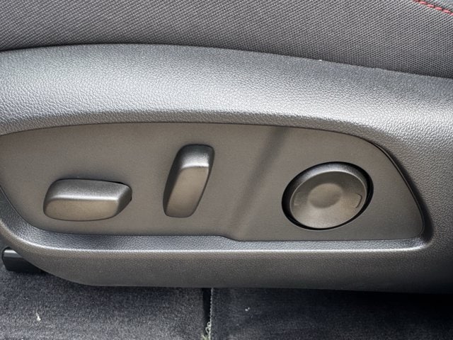 2027 Chevrolet Equinox RS - Photo 23