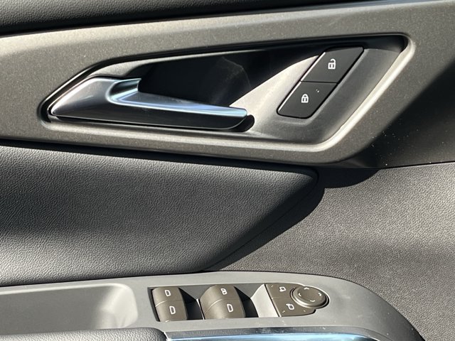 2027 Chevrolet Traverse LT - Photo 13