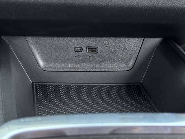 2027 Chevrolet Equinox LT - Photo 16