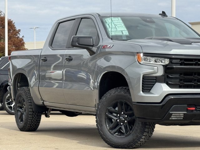 2026 Chevrolet Silverado 1500 LT Trail Boss photo 3