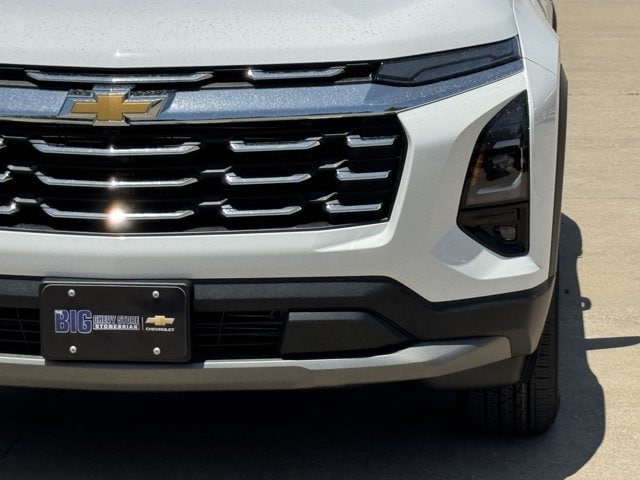 2027 Chevrolet Equinox LT - Photo 9