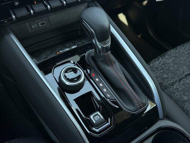 2026 Chevrolet Colorado Z71 - Photo 16
