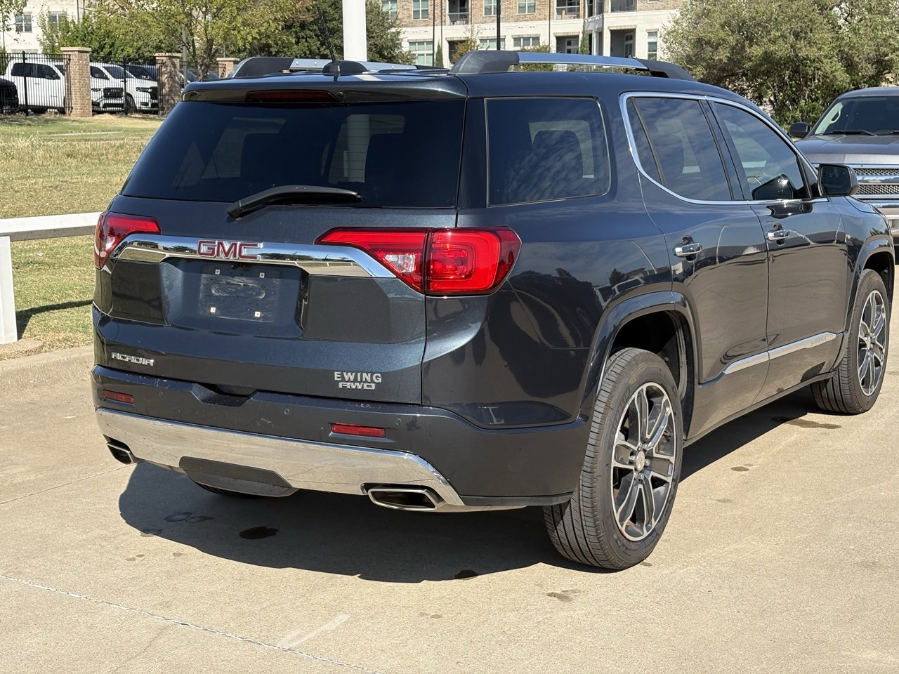 2019 Gmc Acadia Denali photo 3