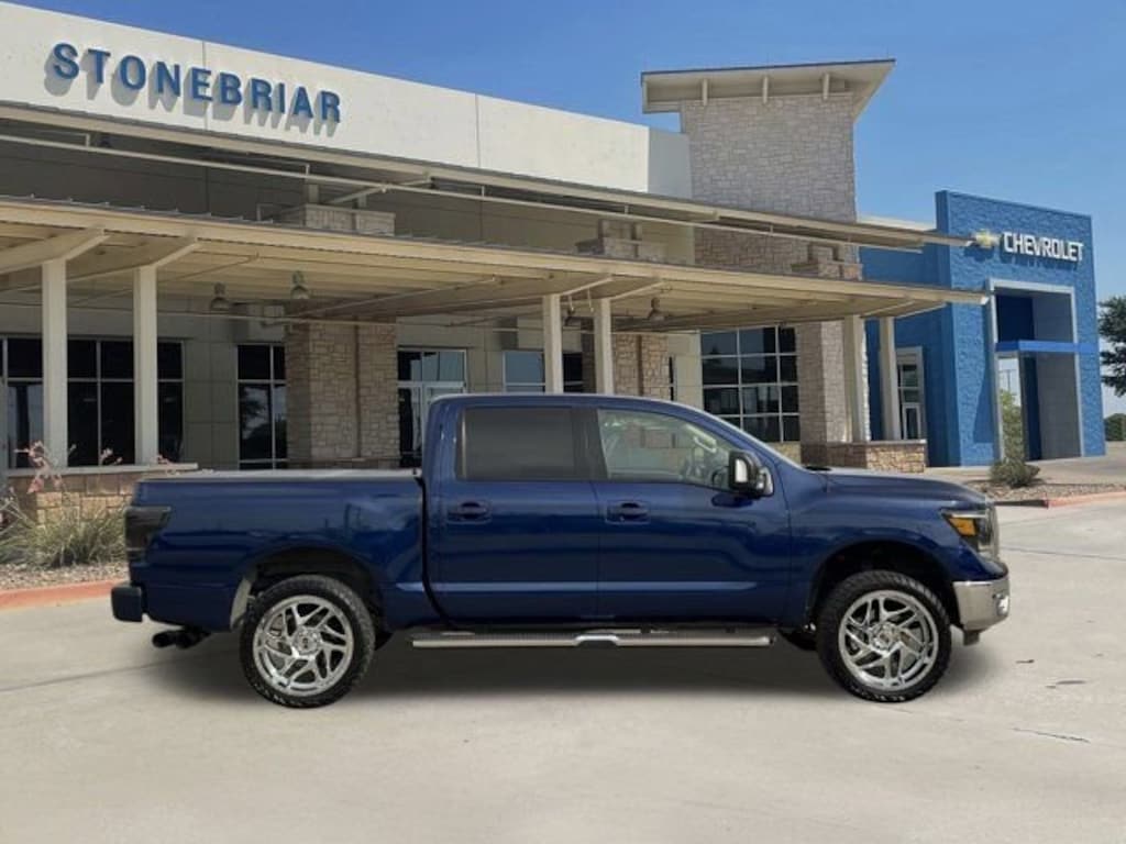 Used 2019 Nissan Titan SV Truck Crew Cab