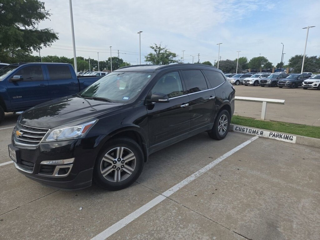 Used 2016 Chevrolet Traverse LT SUV