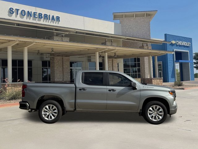 2026 Chevrolet Silverado 1500 Custom photo 4