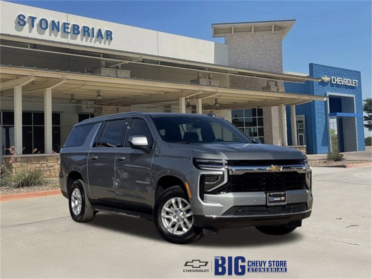 2025 Chevrolet Suburban LS's photo