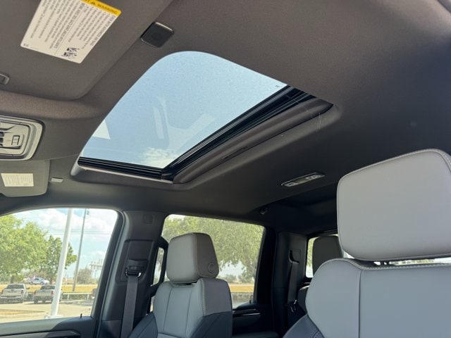 2026 Chevrolet Silverado 2500 HD ZR2 - Photo 25