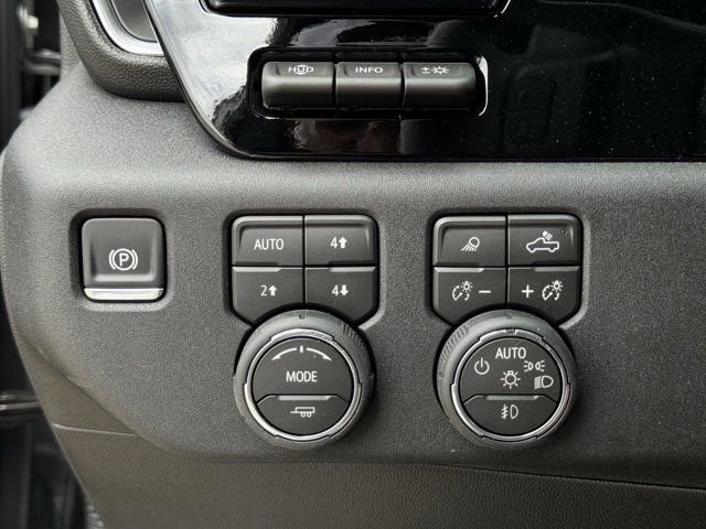 New 2026 Sterling Gray Metallic Chevrolet High Country image 18