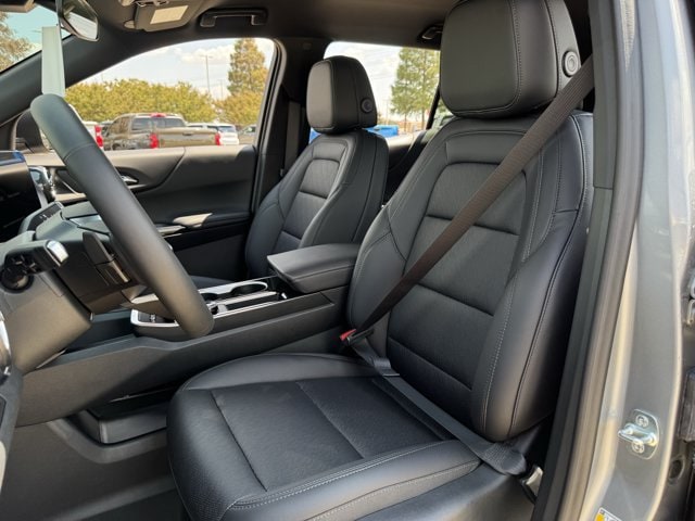 2027 Chevrolet Equinox LT - Photo 21