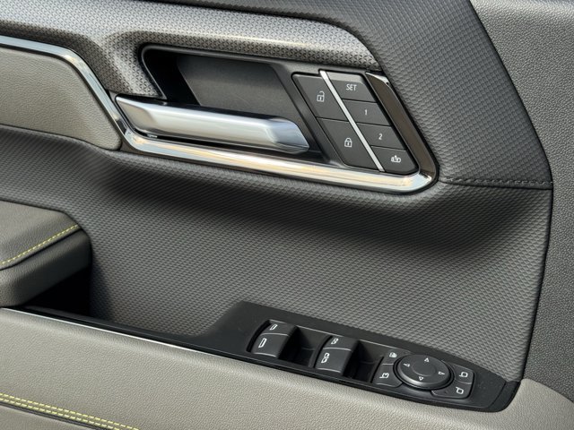 2026 Chevrolet Silverado 1500 ZR2 - Photo 19