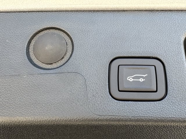 2027 Chevrolet Equinox RS - Photo 25