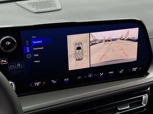2025 Chevrolet Traverse LT - Photo 14