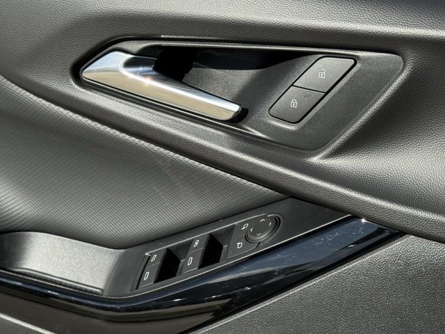 2026 Chevrolet Equinox LT - Photo 21