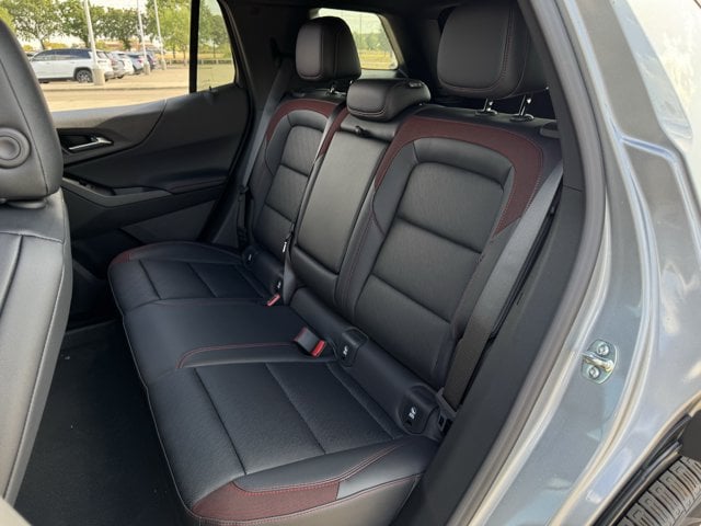 2027 Chevrolet Equinox RS - Photo 23