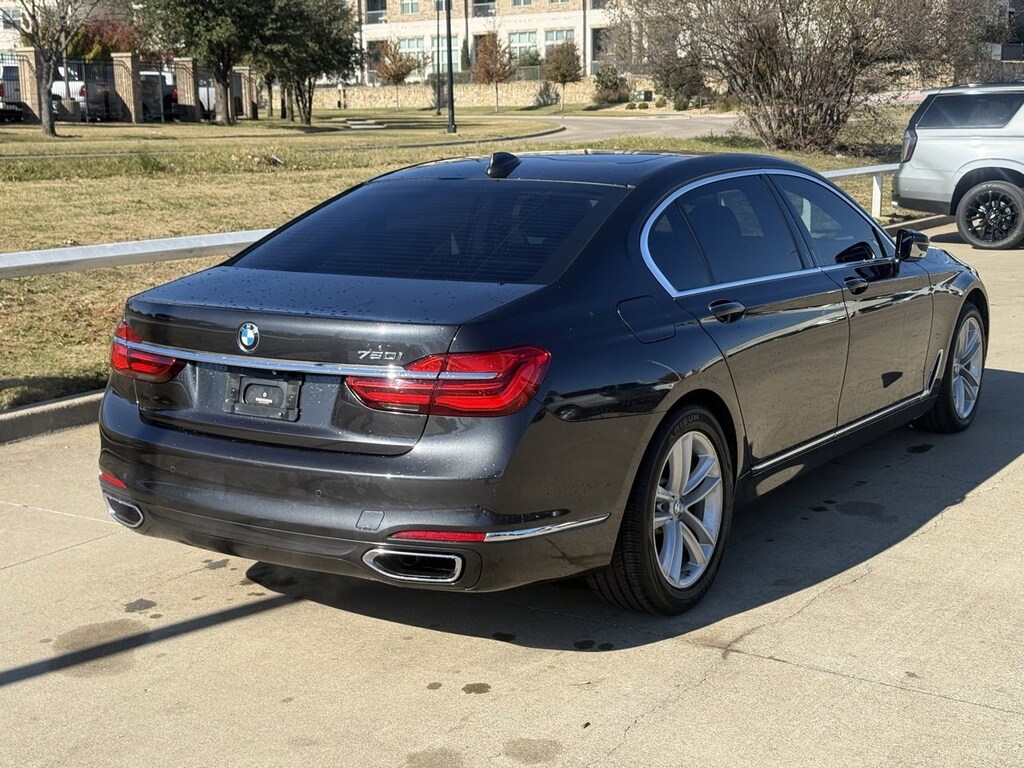 Used 2019 BMW 7 Series 750i Sedan