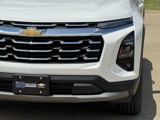 2027 Chevrolet Equinox LT - Photo 9
