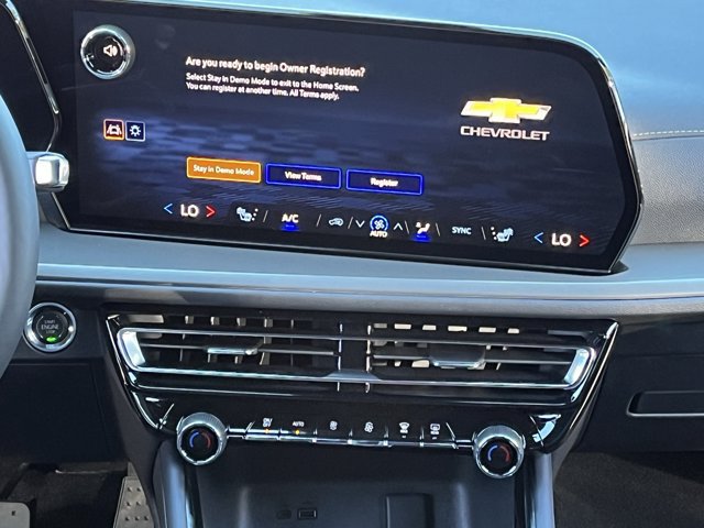 2027 Chevrolet Traverse LT - Photo 14
