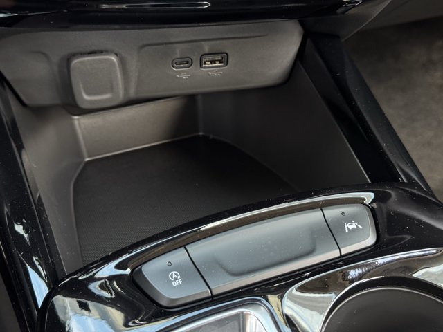 2026 Chevrolet Trax LT - Photo 16