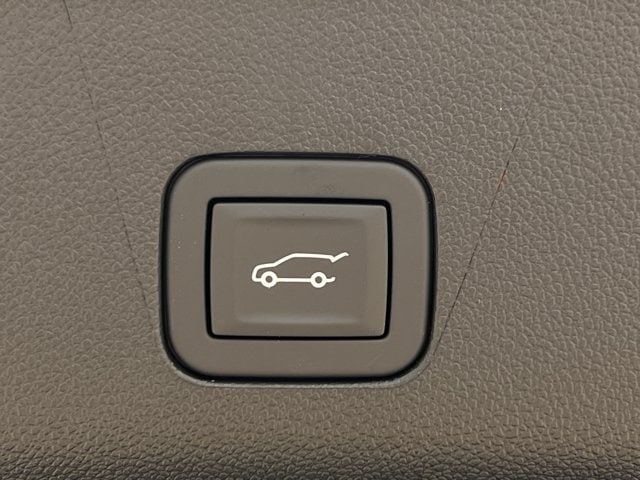 2026 Chevrolet Suburban Premier - Photo 28
