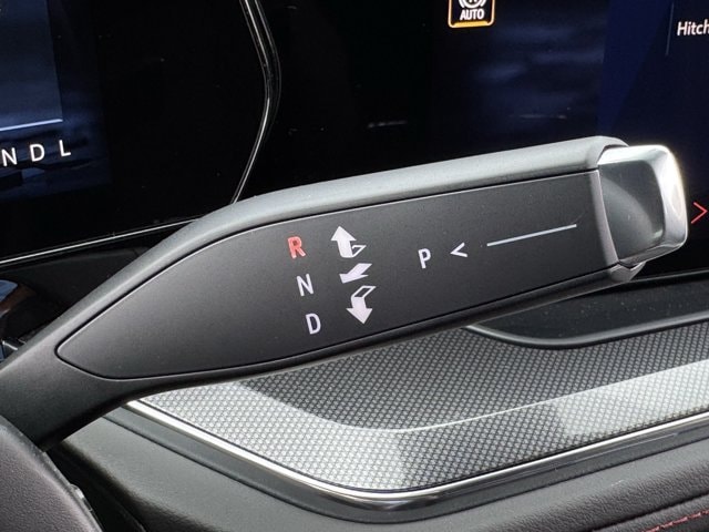 2026 Chevrolet Suburban RST - Photo 17