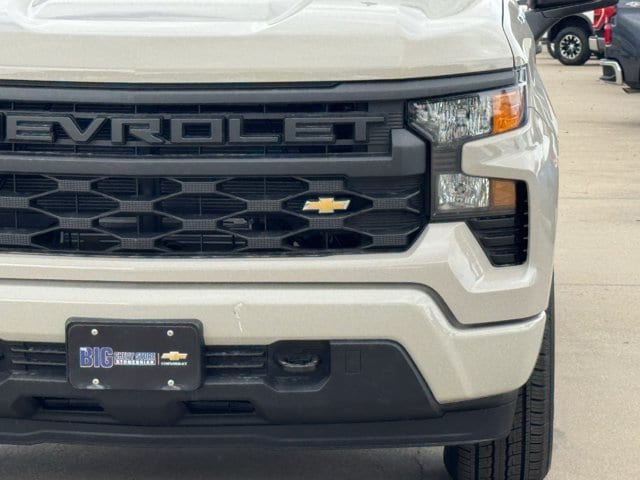 2026 Chevrolet Silverado 1500 Custom - Photo 9